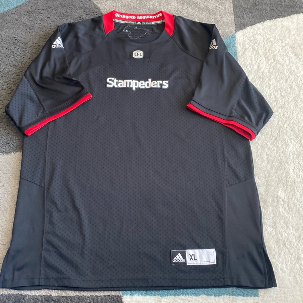 Adidas Men’s XL Stampeders jersey